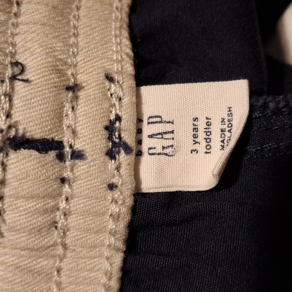 Baby Gap boys size 3 years navy cargo shorts, New - Picture 4 of 5